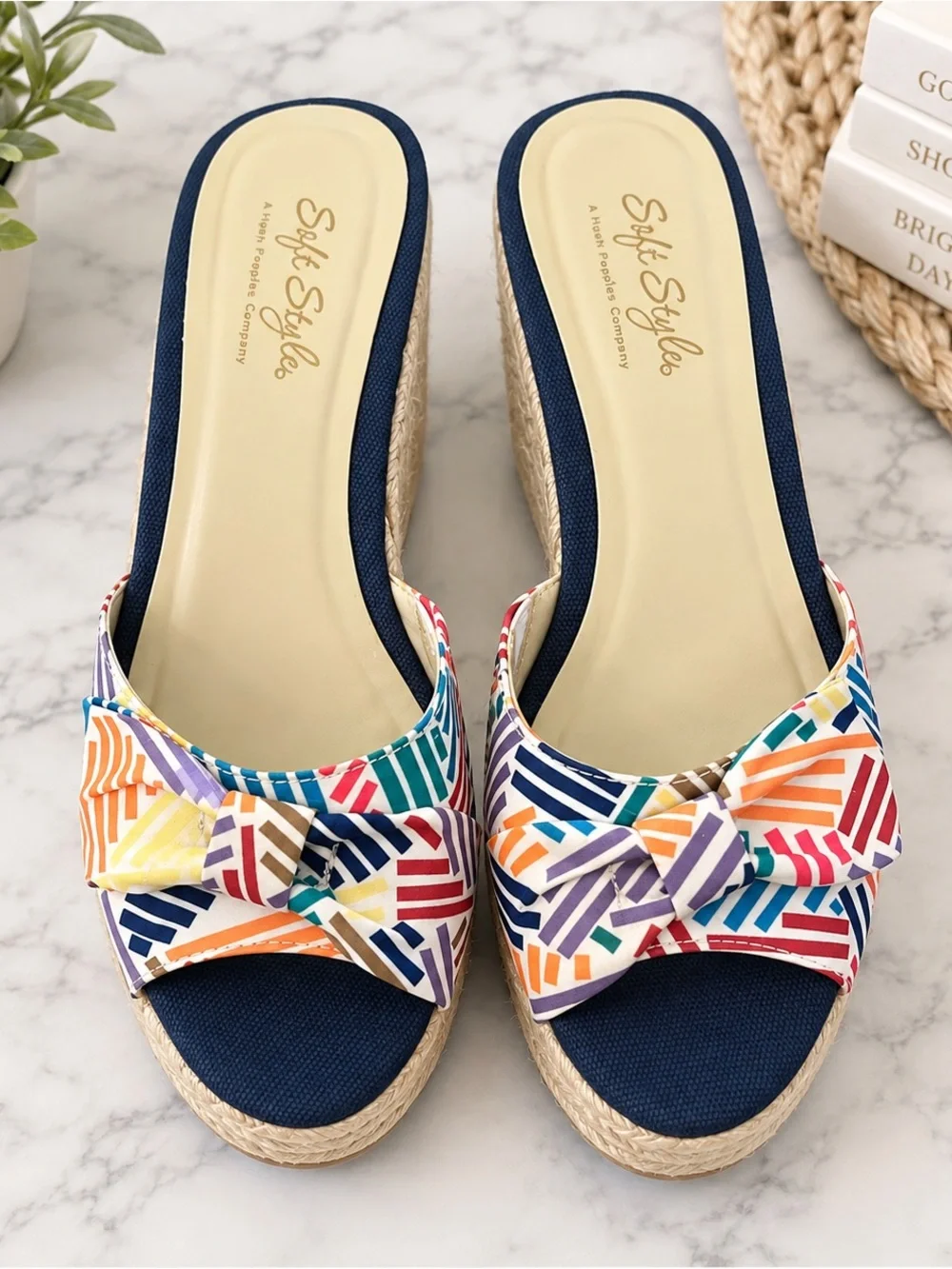 Soft style multi random color strip wedge